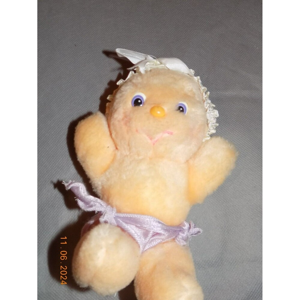 Vintage Hugga bunch doll gigglet 8 inch